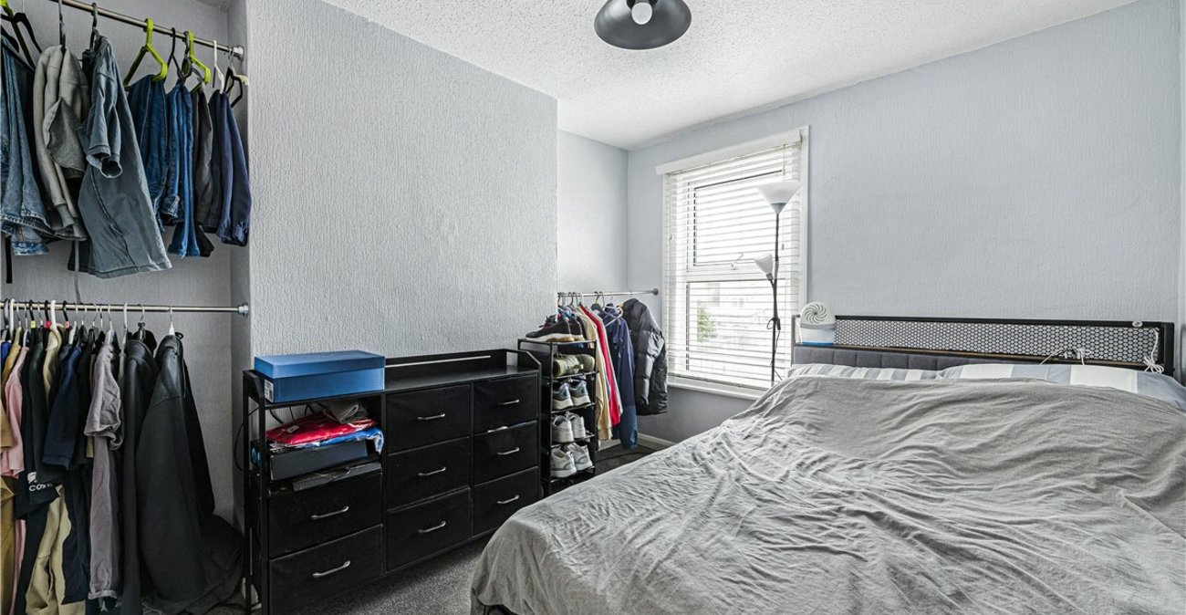 2 bedroom house for sale in Orpington | Robinson Jackson