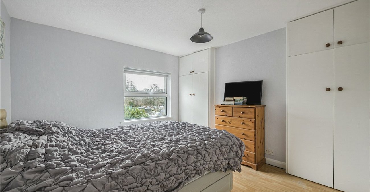 2 bedroom house for sale in Orpington | Robinson Jackson