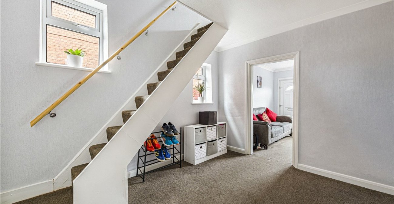 2 bedroom house for sale in Orpington | Robinson Jackson