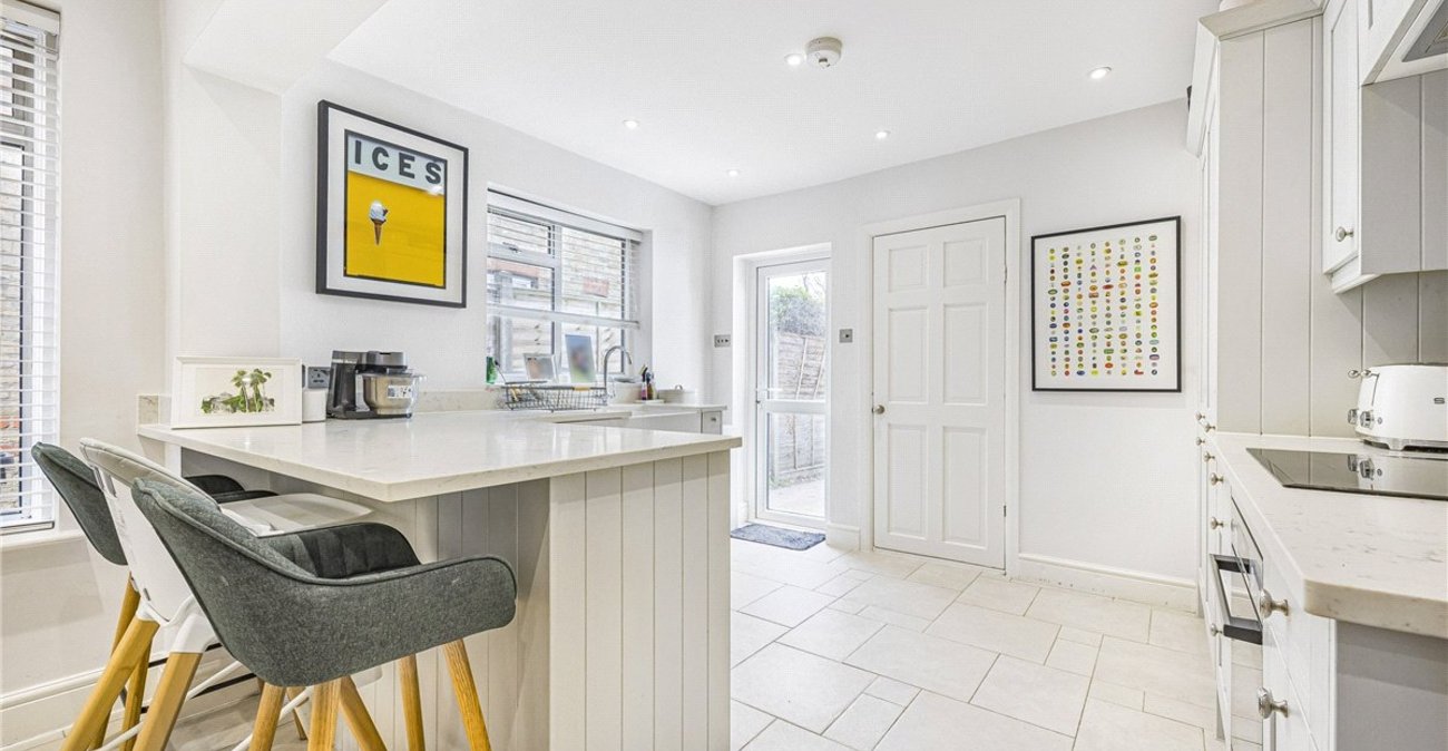 3 bedroom house for sale in Orpington | Robinson Jackson