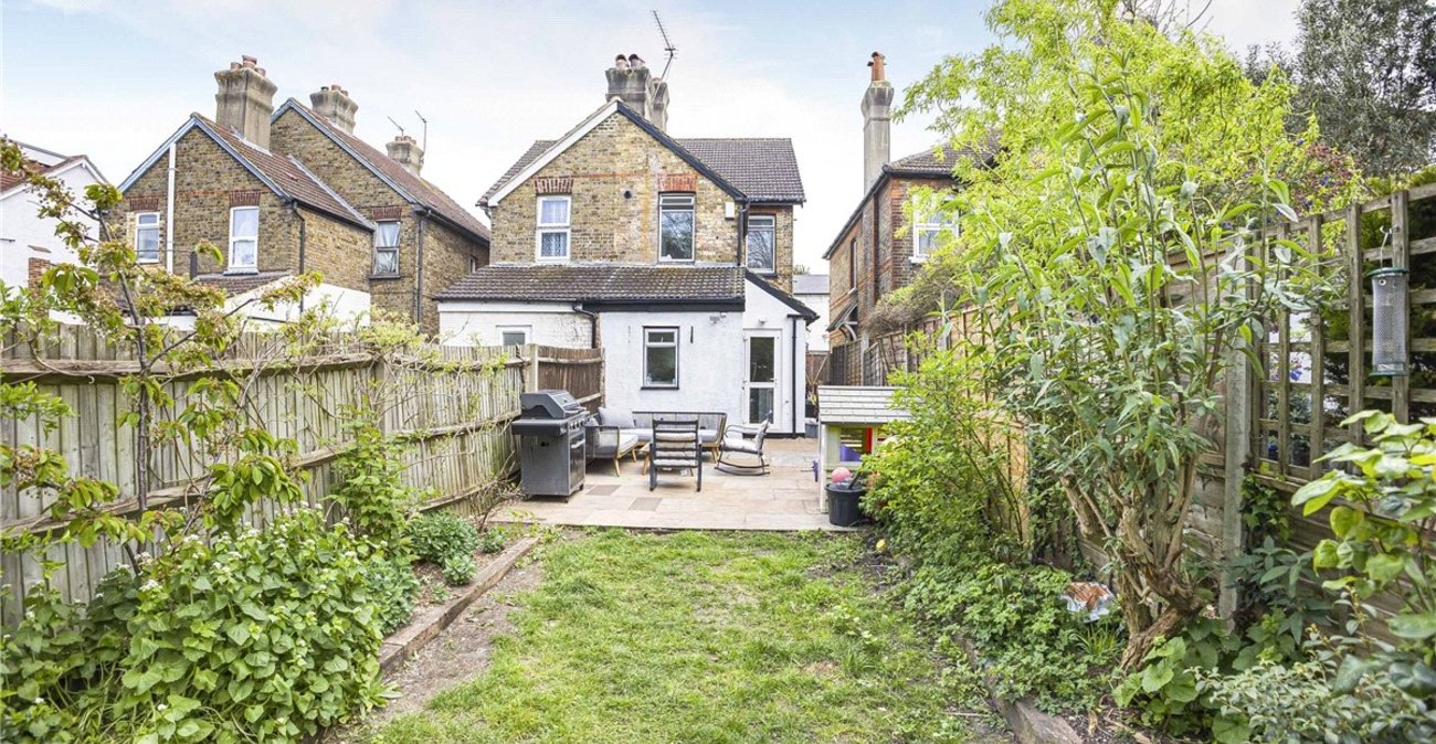 3 bedroom house for sale in Orpington | Robinson Jackson