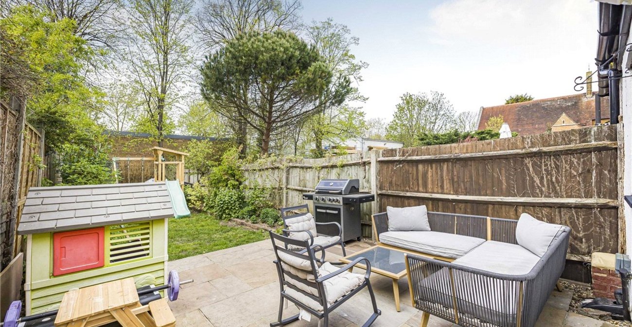 3 bedroom house for sale in Orpington | Robinson Jackson