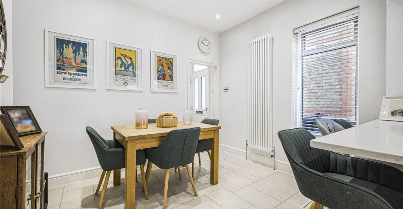 3 bedroom house for sale in Orpington | Robinson Jackson