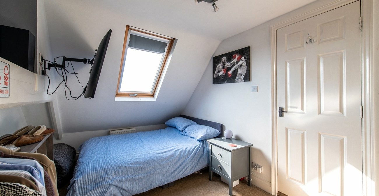 2 bedroom property for sale in Teynham | Robinson Michael & Jackson