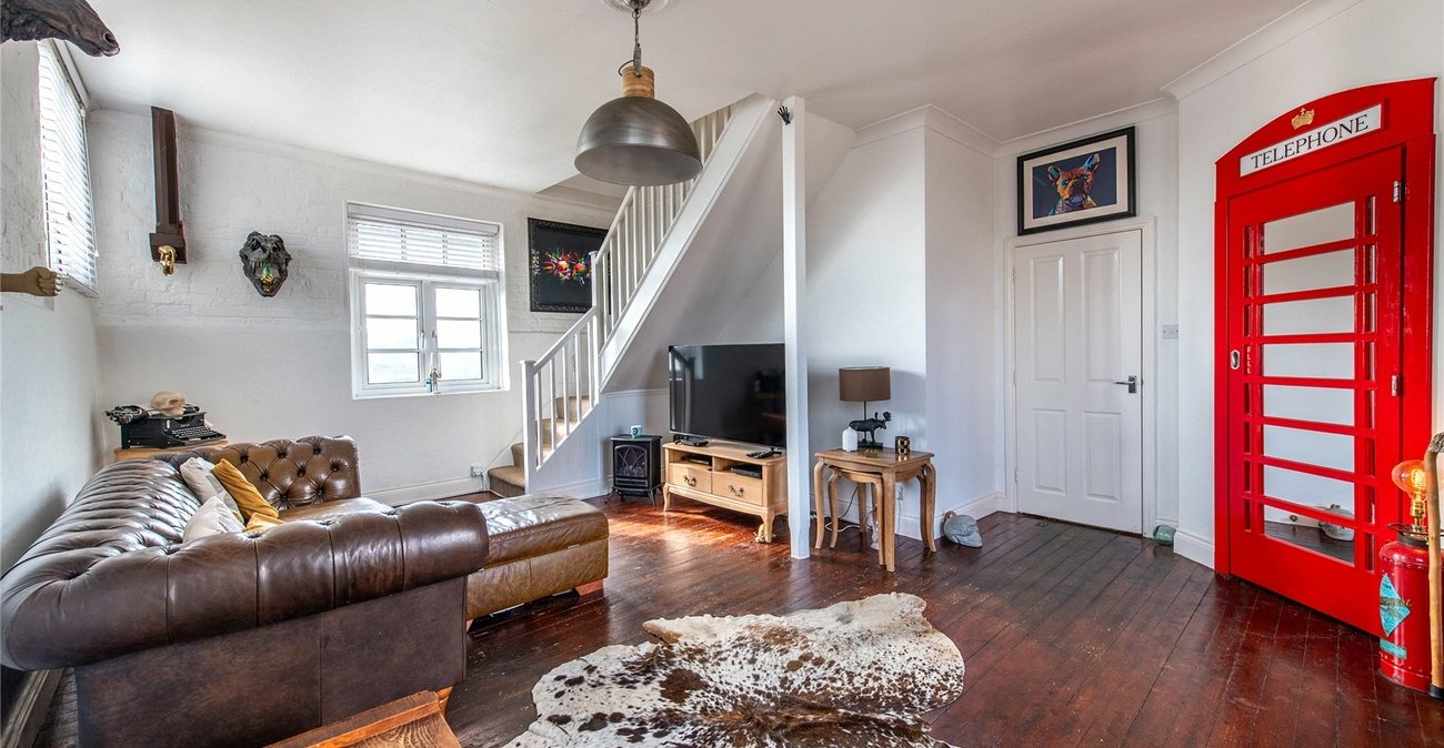 2 bedroom property for sale in Teynham | Robinson Michael & Jackson
