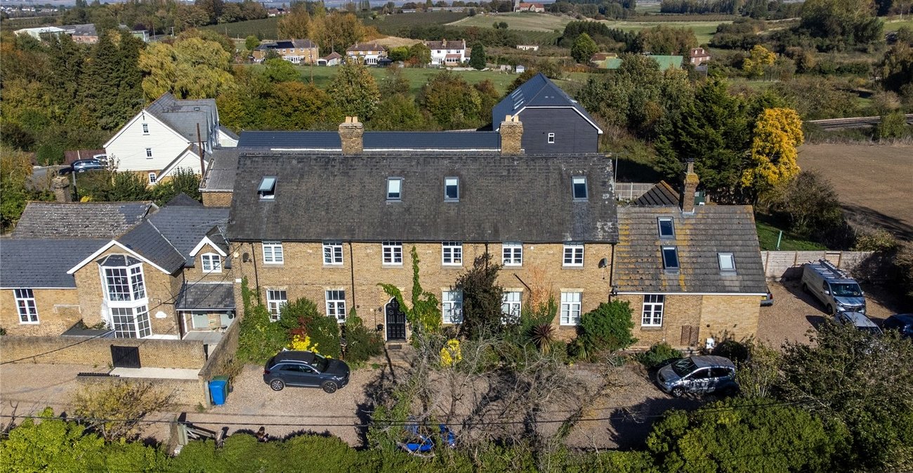 2 bedroom property for sale in Teynham | Robinson Michael & Jackson