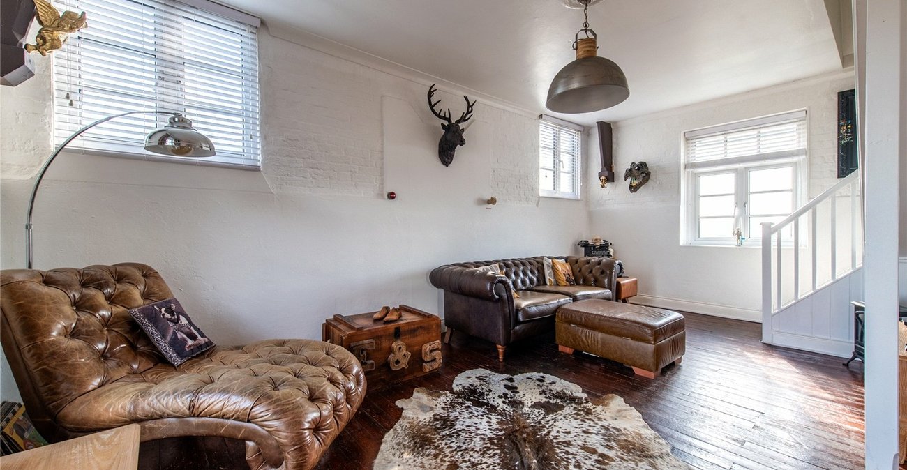 2 bedroom property for sale in Teynham | Robinson Michael & Jackson