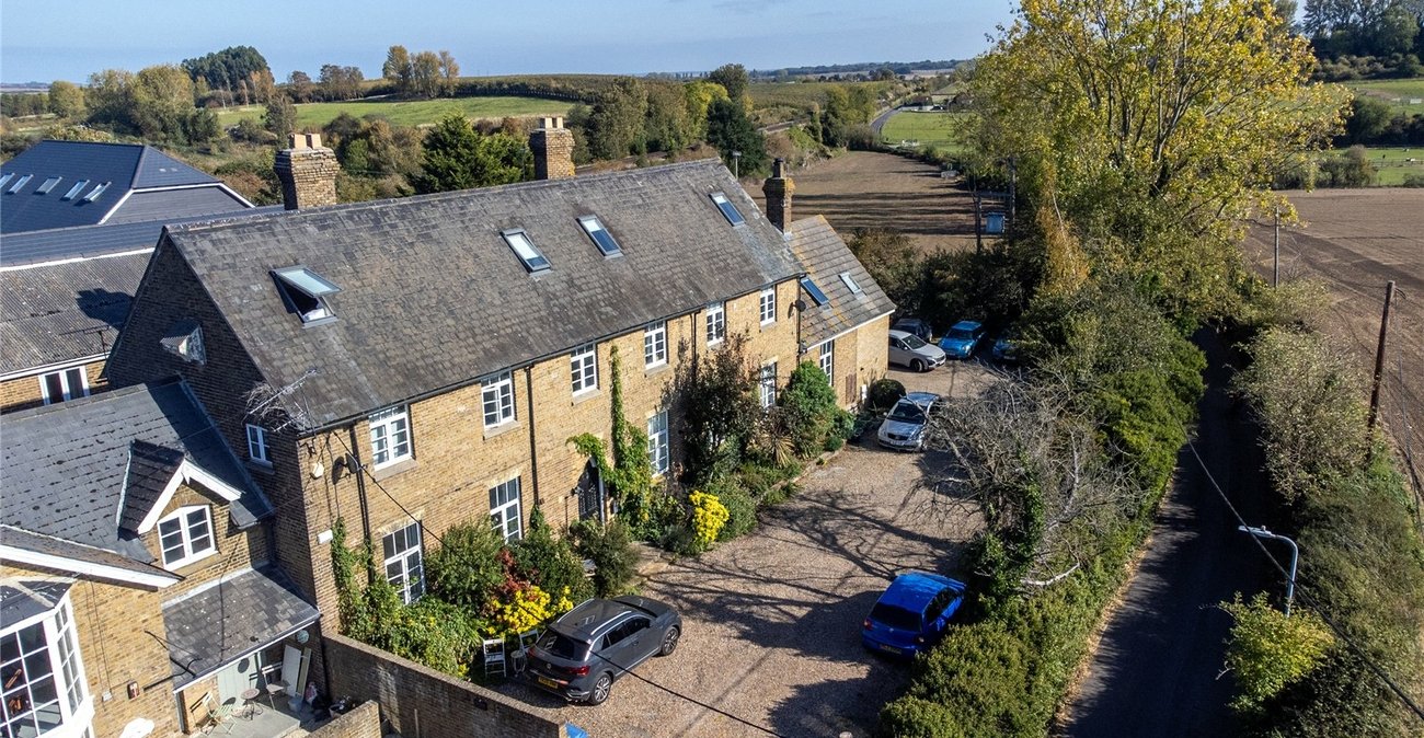 2 bedroom property for sale in Teynham | Robinson Michael & Jackson