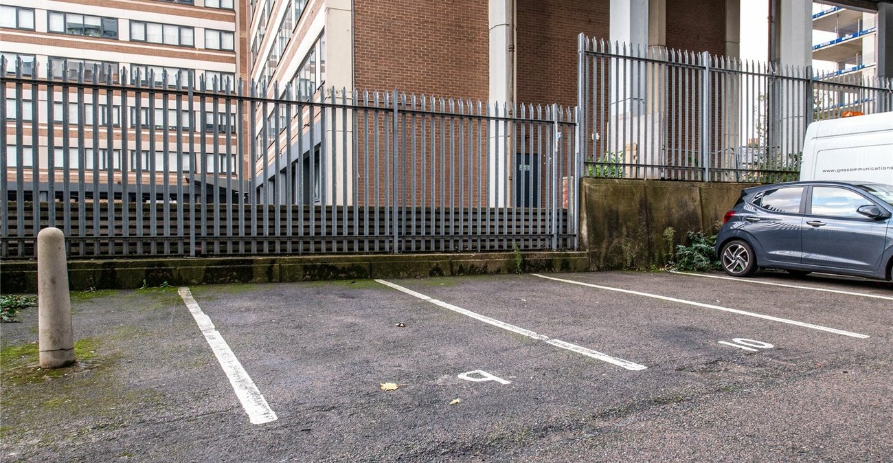 2 bedroom property for sale in Maidstone | Robinson Michael & Jackson