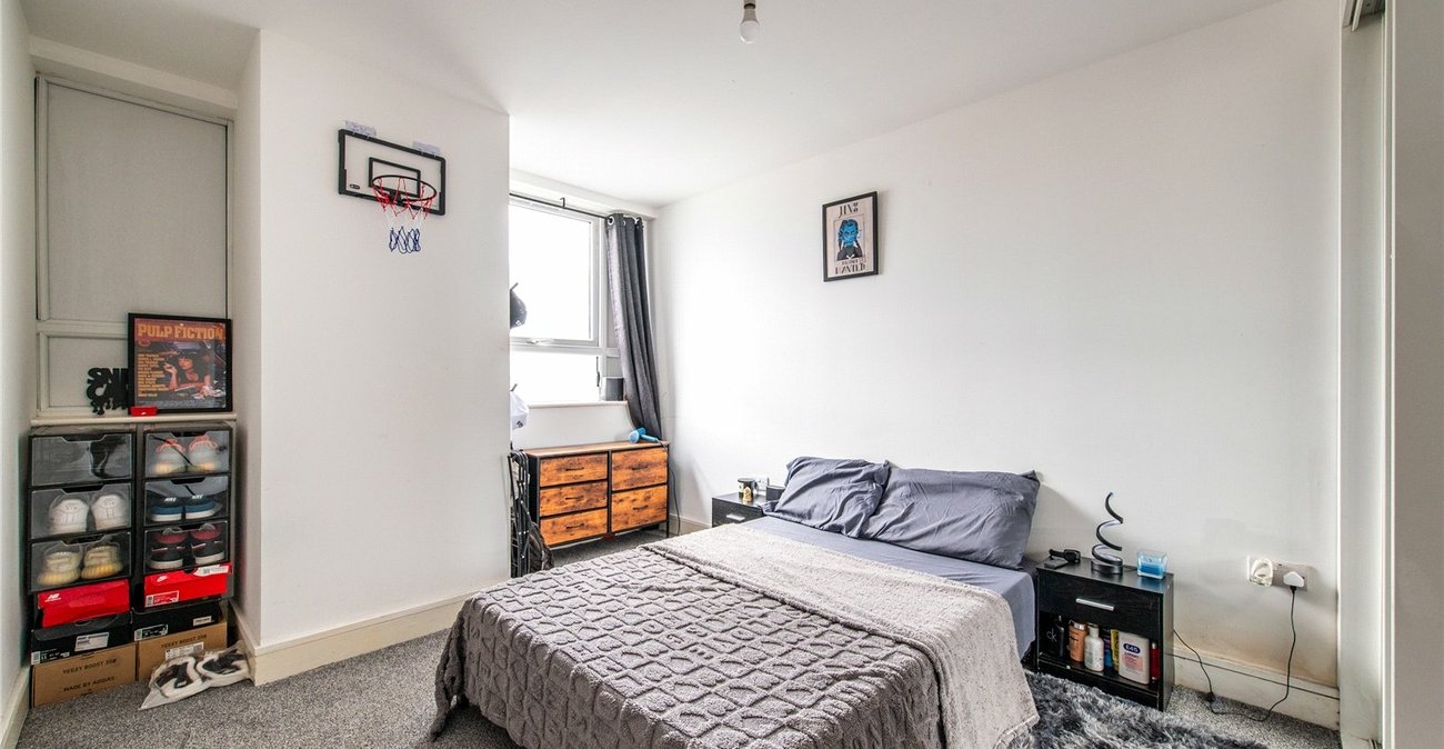 2 bedroom property for sale in Maidstone | Robinson Michael & Jackson