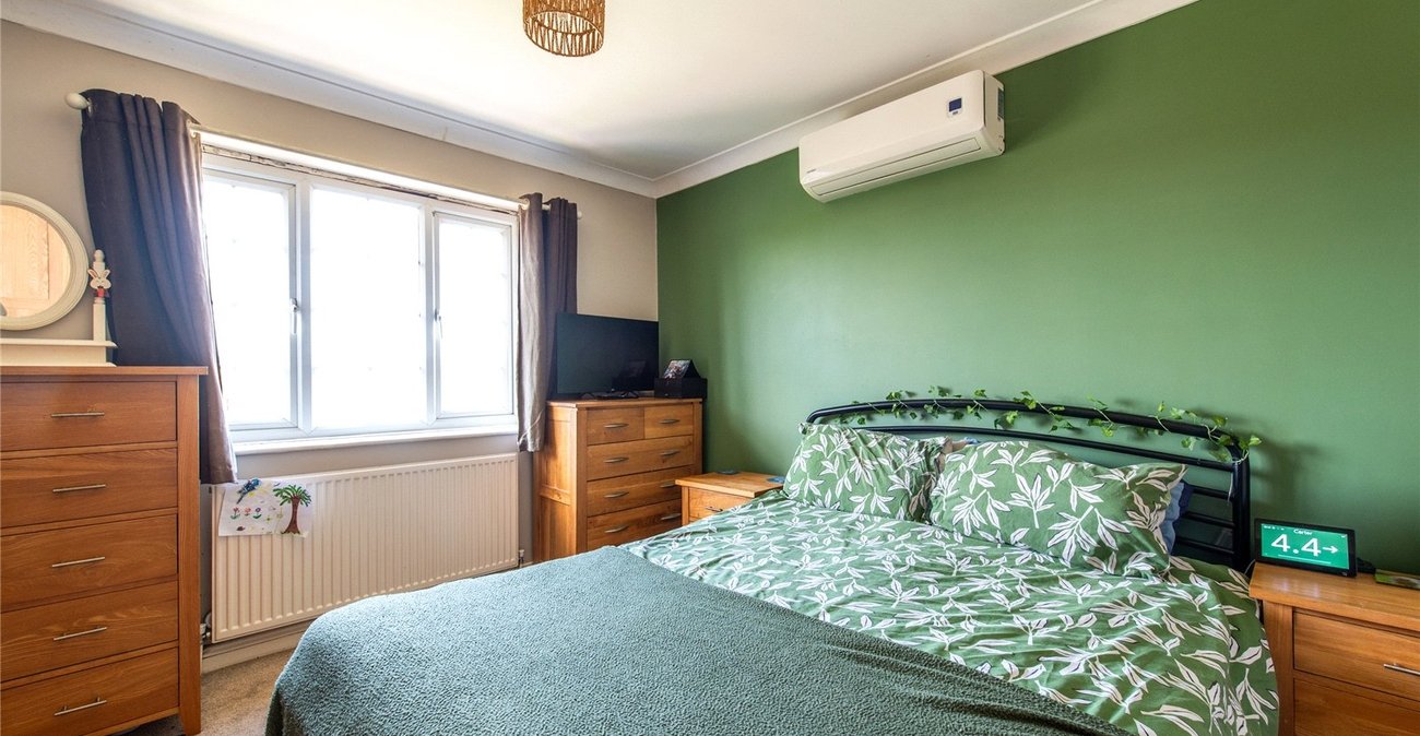 3 bedroom bungalow for sale in Gillingham | Robinson Michael & Jackson