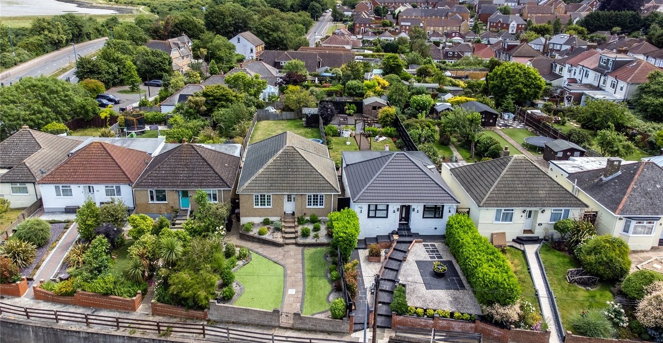 3 bedroom bungalow for sale in Gillingham | Robinson Michael & Jackson