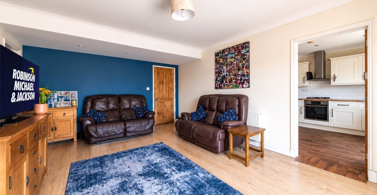 3 bedroom bungalow for sale in Gillingham | Robinson Michael & Jackson