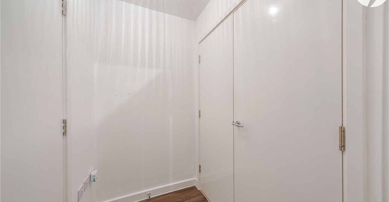 1 bedroom property for sale in Dartford | Robinson Jackson