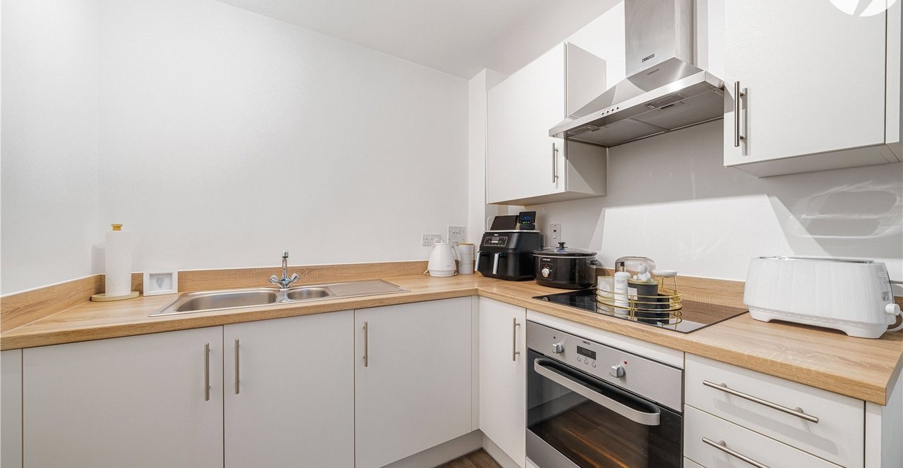 1 bedroom property for sale in Dartford | Robinson Jackson