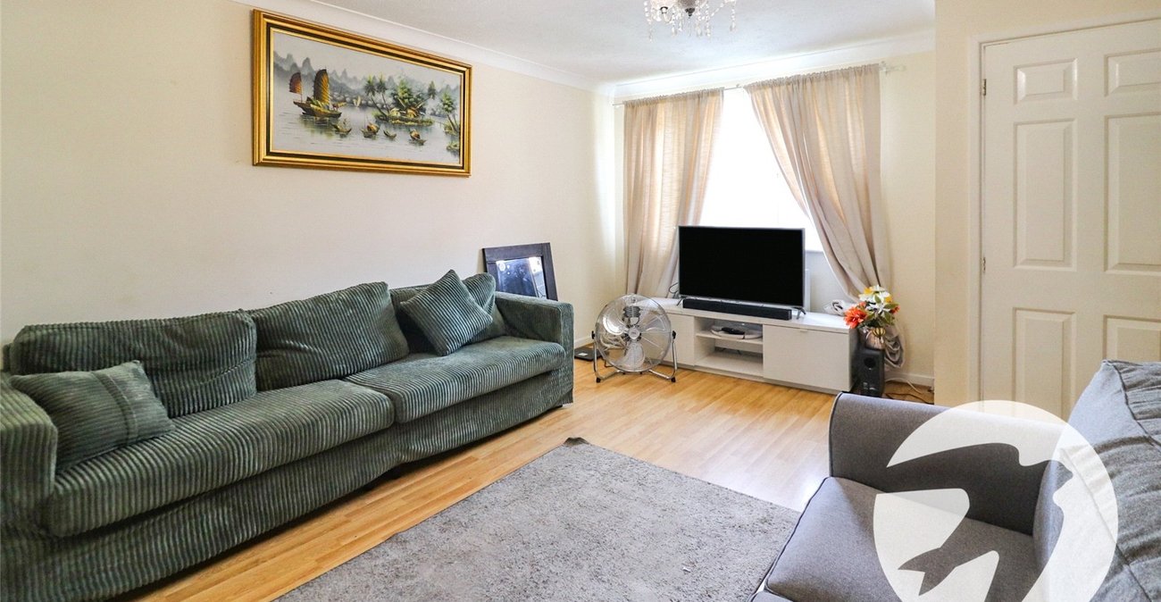 3 bedroom house for sale in Erith | Robinson Jackson