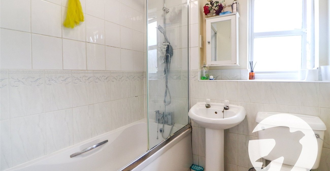 3 bedroom house for sale in Erith | Robinson Jackson