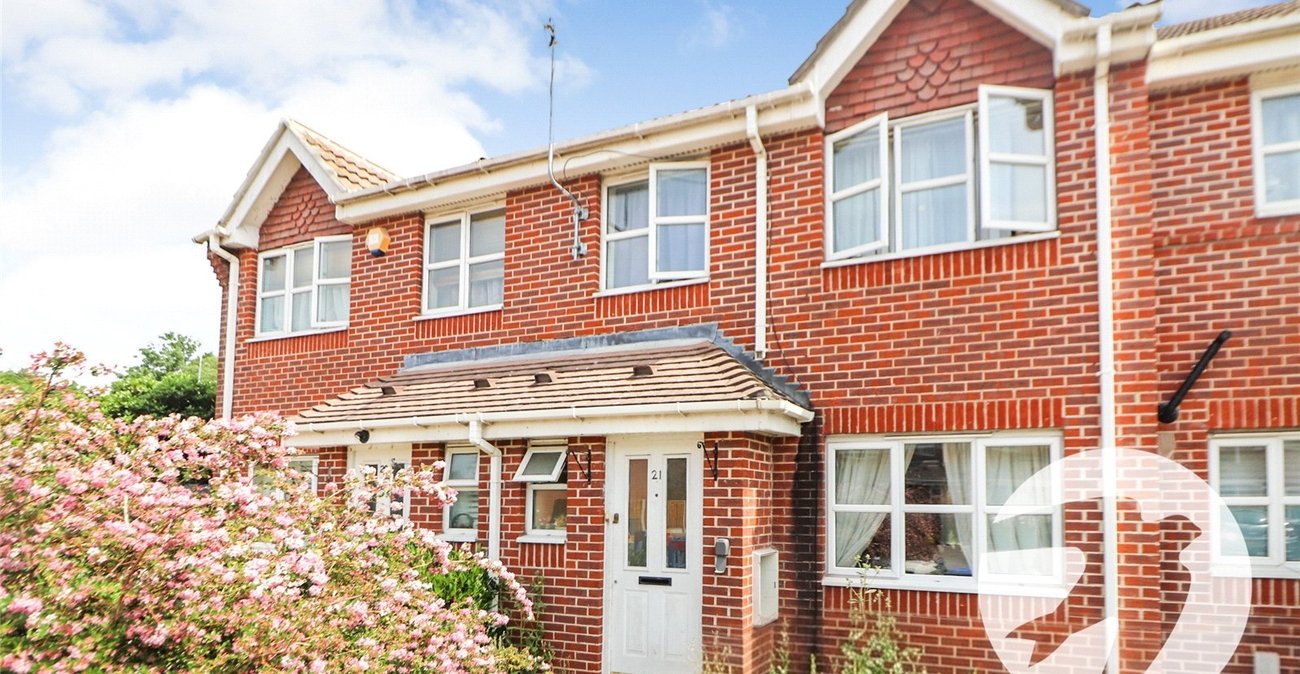3 bedroom house for sale in Erith | Robinson Jackson