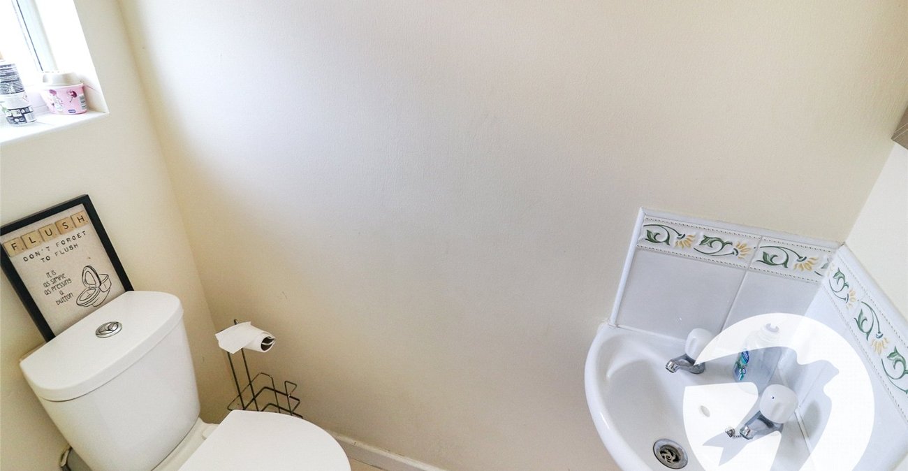 3 bedroom house for sale in Erith | Robinson Jackson