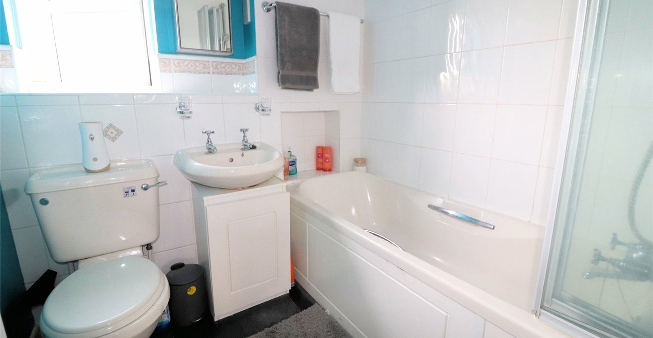 3 bedroom house for sale in Erith | Robinson Jackson