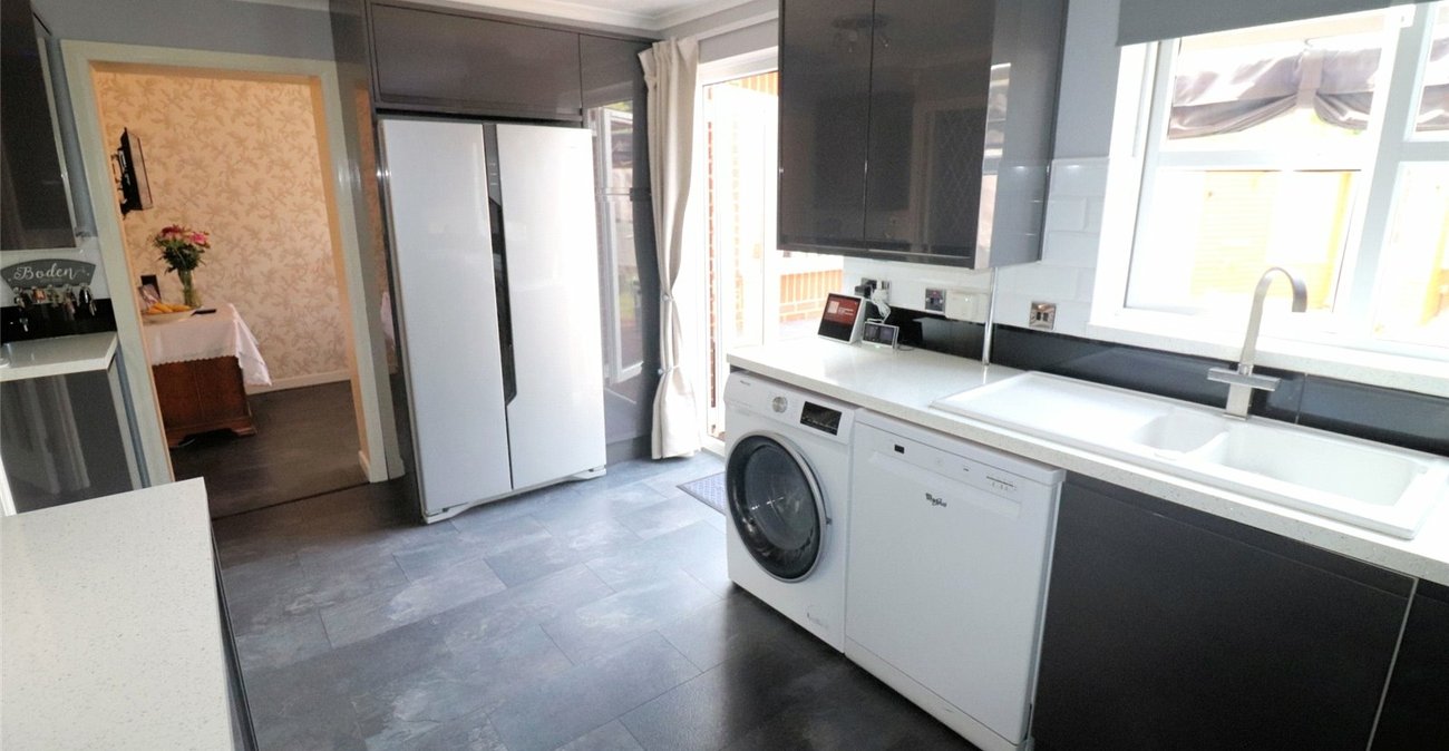 3 bedroom house for sale in Erith | Robinson Jackson