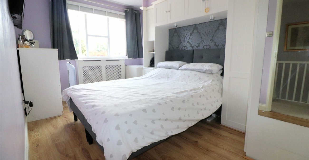 3 bedroom house for sale in Erith | Robinson Jackson