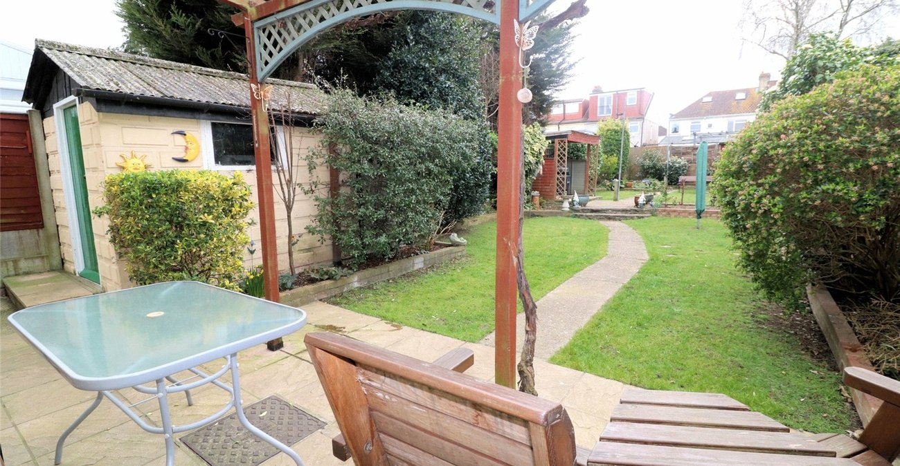 3 bedroom house for sale in Erith | Robinson Jackson