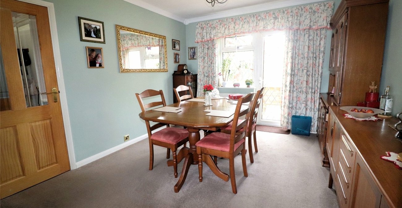 3 bedroom house for sale in Erith | Robinson Jackson