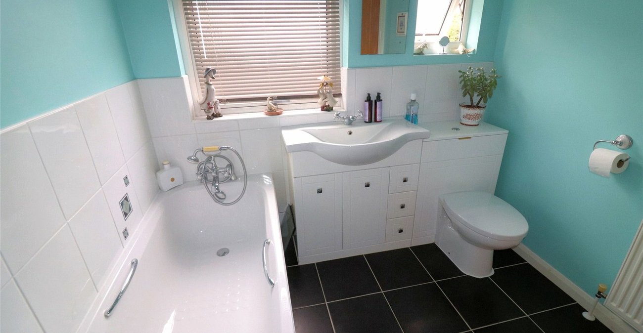 3 bedroom house for sale in Erith | Robinson Jackson