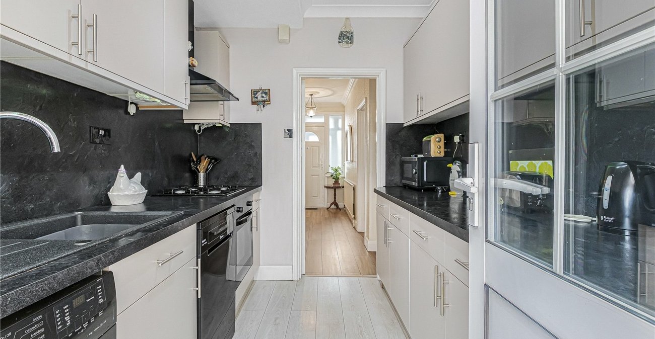 3 bedroom house for sale in Welling | Robinson Jackson