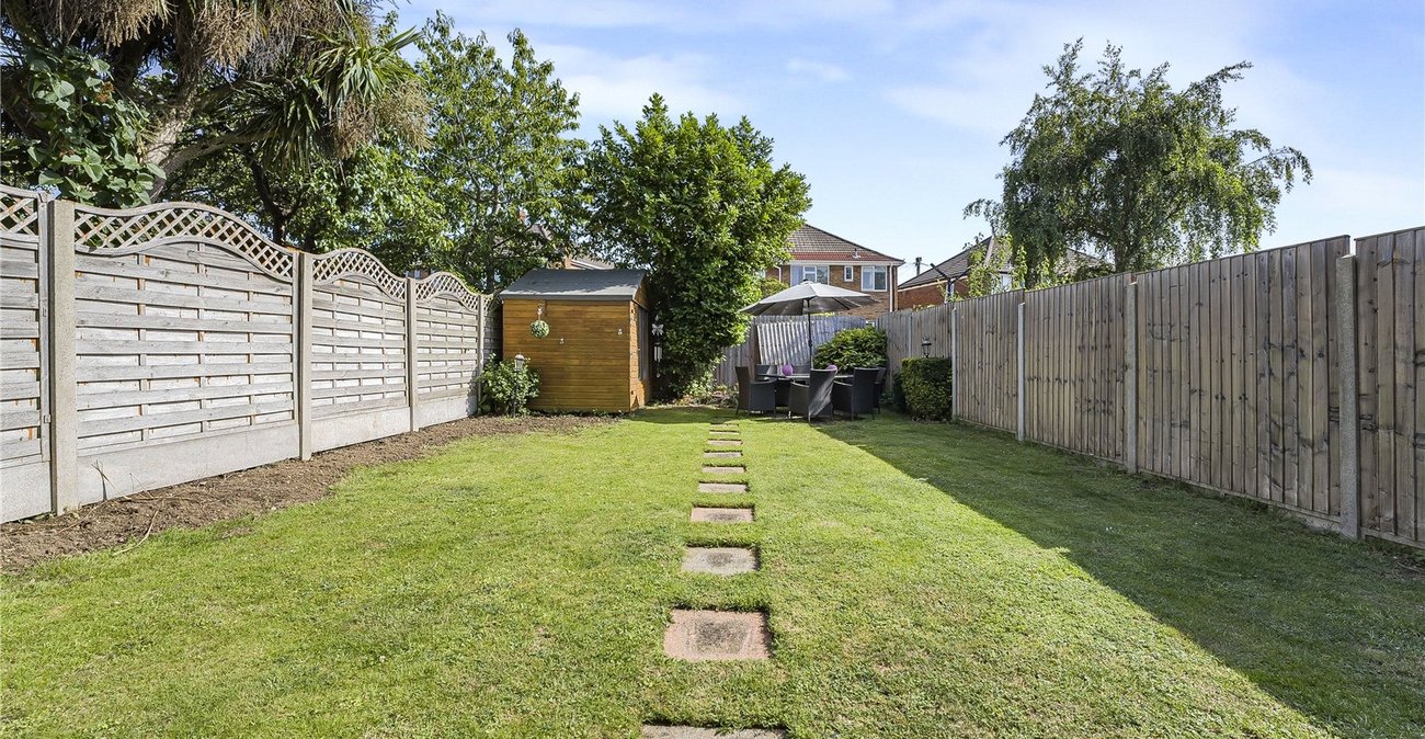 4 bedroom house for sale in Dartford | Robinson Jackson