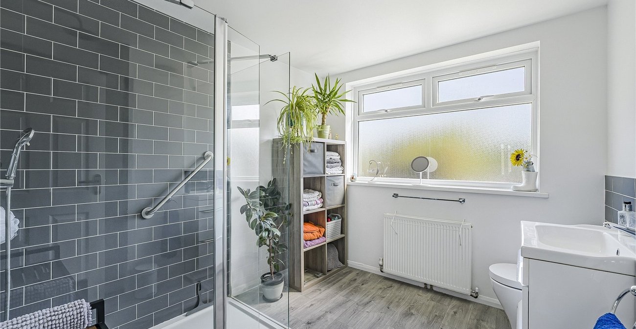 4 bedroom house for sale in Dartford | Robinson Jackson