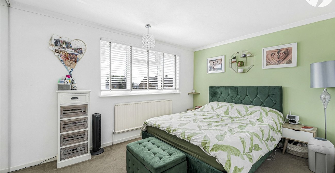 2 bedroom house for sale in Dartford | Robinson Jackson