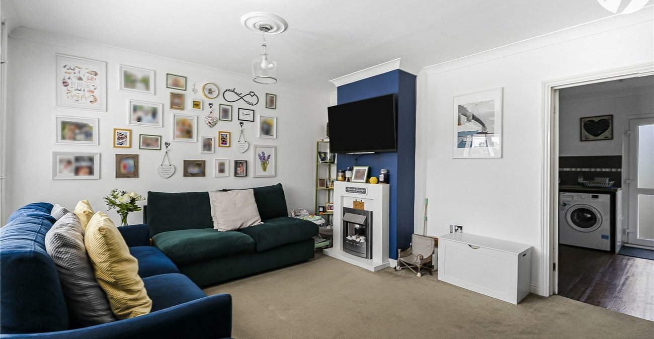 2 bedroom house for sale in Dartford | Robinson Jackson