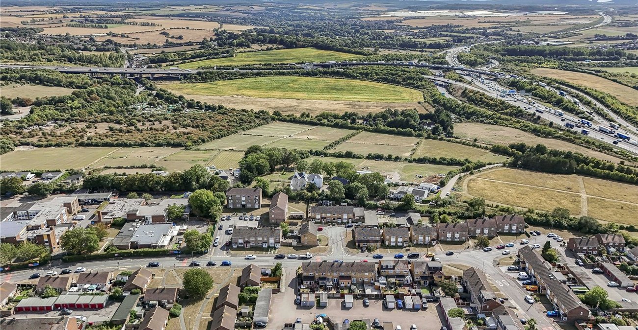 2 bedroom house for sale in Dartford | Robinson Jackson