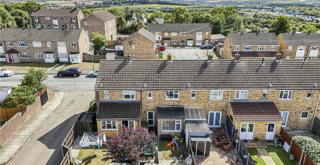 2 bedroom house for sale in Dartford | Robinson Jackson