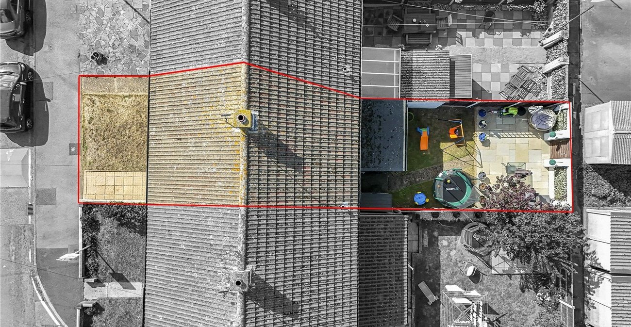 2 bedroom house for sale in Dartford | Robinson Jackson