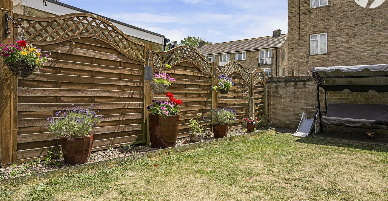 3 bedroom house for sale in Dartford | Robinson Jackson