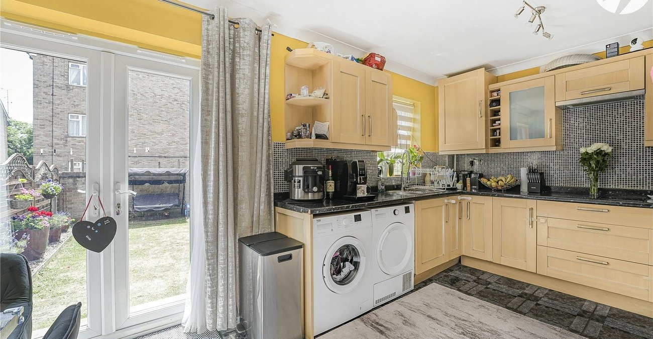 3 bedroom house for sale in Dartford | Robinson Jackson