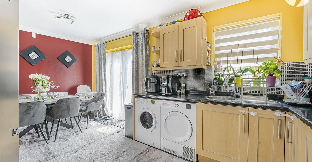 3 bedroom house for sale in Dartford | Robinson Jackson