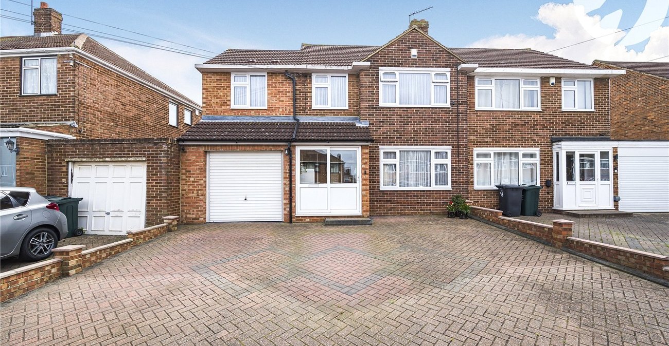 4 bedroom house for sale in Dartford | Robinson Jackson