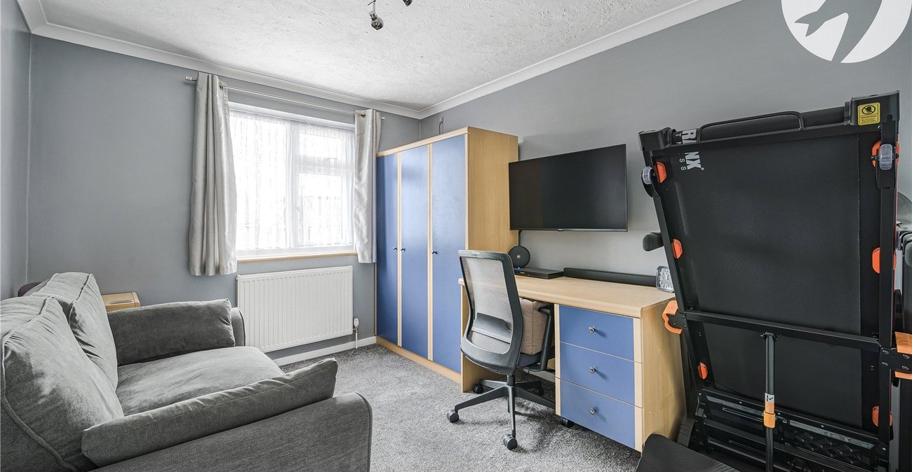 4 bedroom house for sale in Dartford | Robinson Jackson