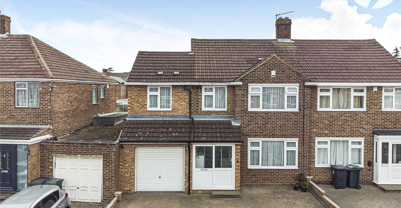4 bedroom house for sale in Dartford | Robinson Jackson
