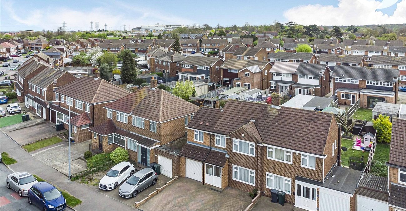 4 bedroom house for sale in Dartford | Robinson Jackson