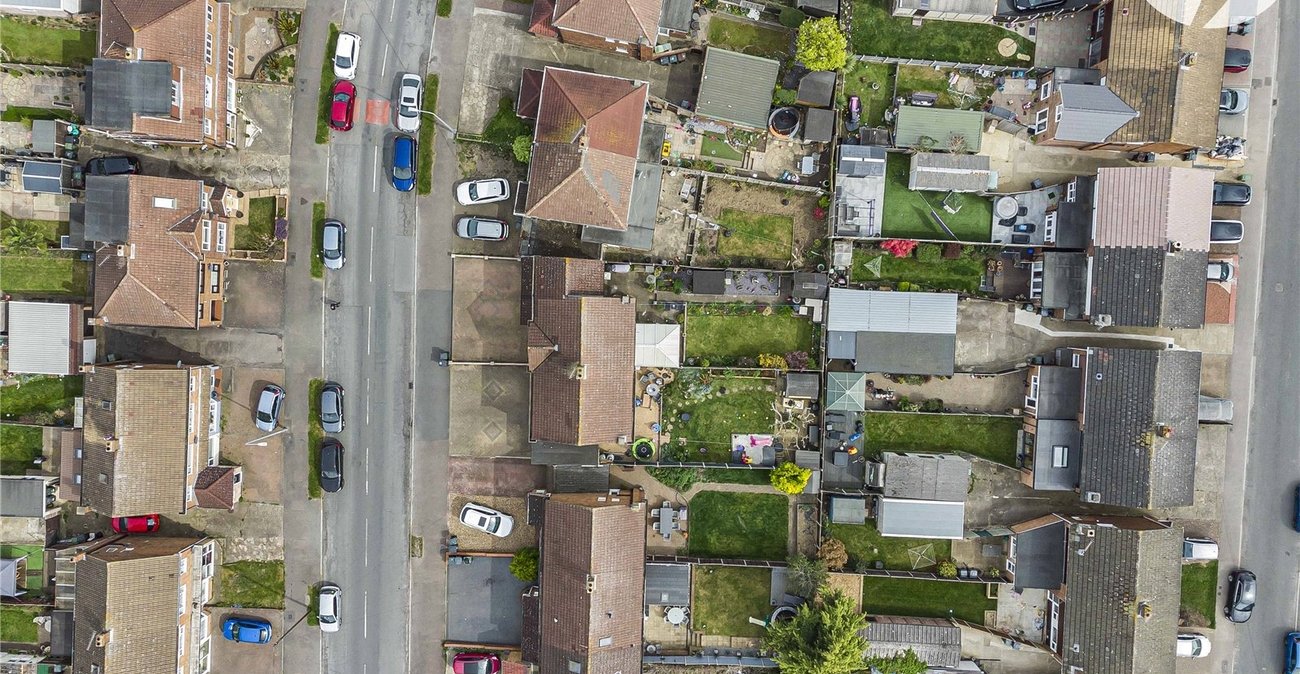 4 bedroom house for sale in Dartford | Robinson Jackson