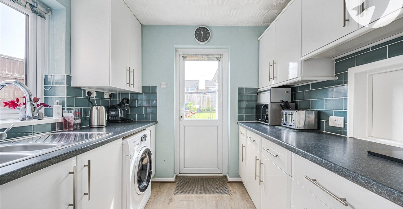 4 bedroom house for sale in Dartford | Robinson Jackson