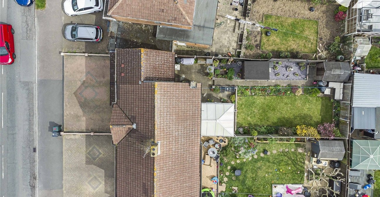 4 bedroom house for sale in Dartford | Robinson Jackson