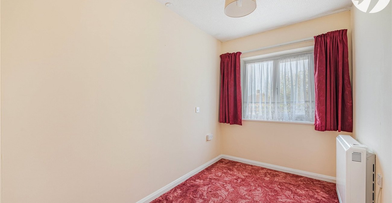 2 bedroom property for sale in Dartford | Robinson Jackson