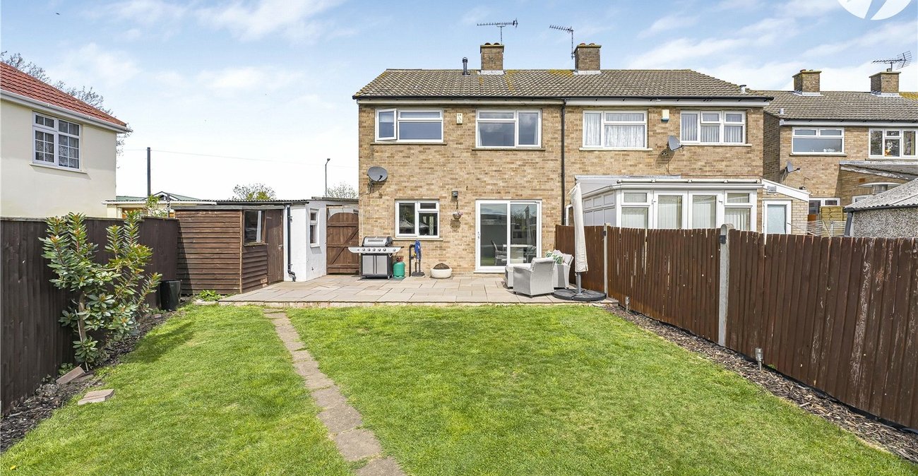 3 bedroom house for sale in Fleet Estate | Robinson Jackson