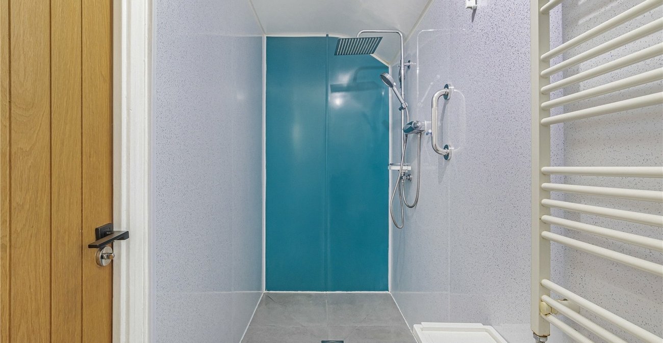 3 bedroom house for sale in Welling | Robinson Jackson